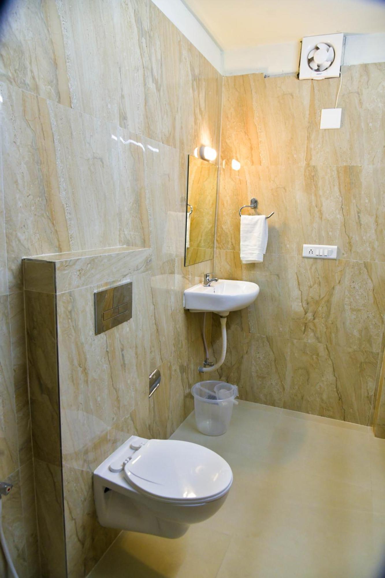 Hotel Ashooka Inn Gandhinagar Luaran gambar