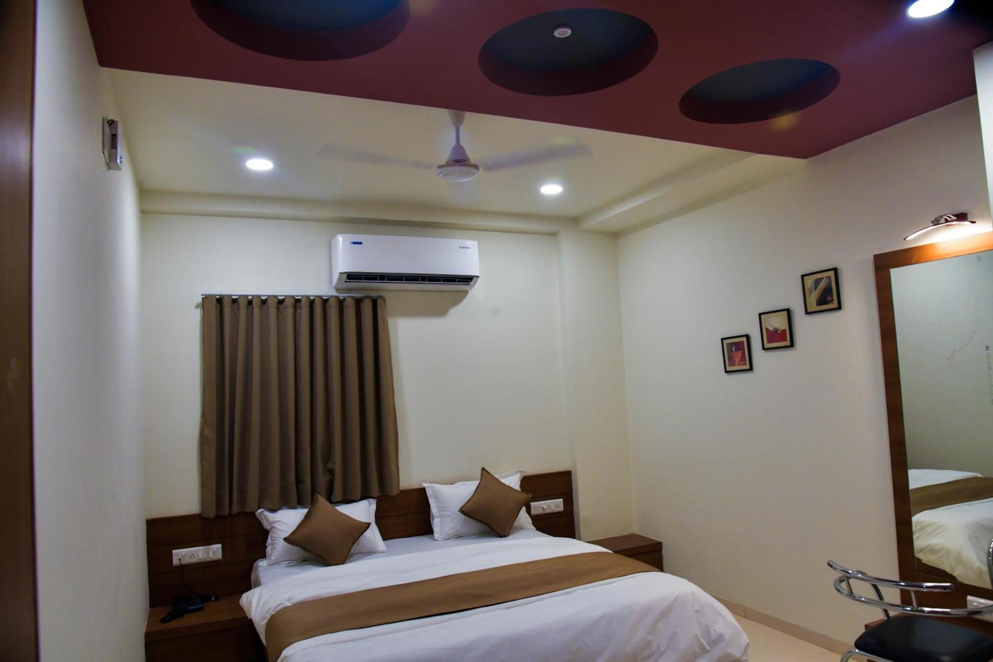 Hotel Ashooka Inn Gandhinagar Luaran gambar