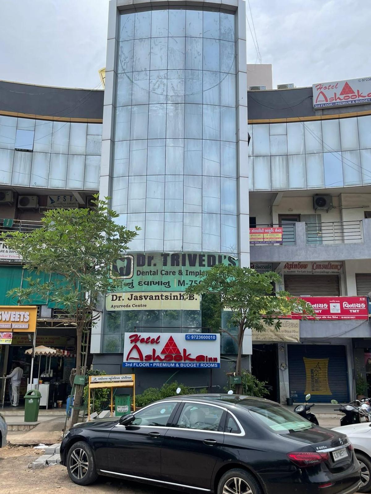 Hotel Ashooka Inn Gandhinagar Luaran gambar