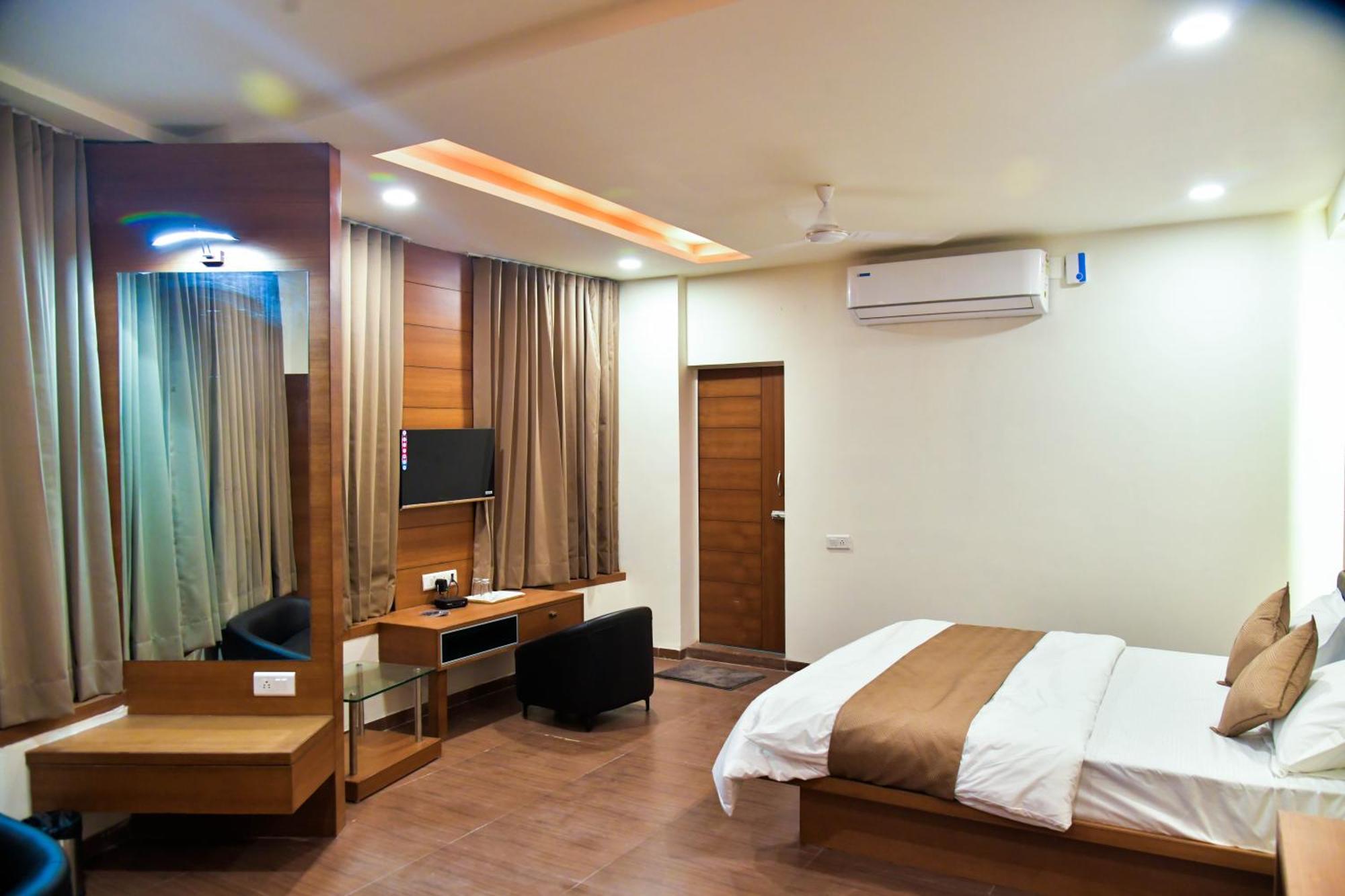 Hotel Ashooka Inn Gandhinagar Luaran gambar
