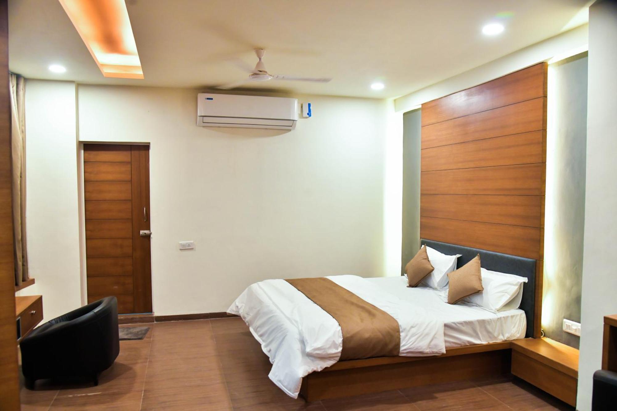 Hotel Ashooka Inn Gandhinagar Luaran gambar